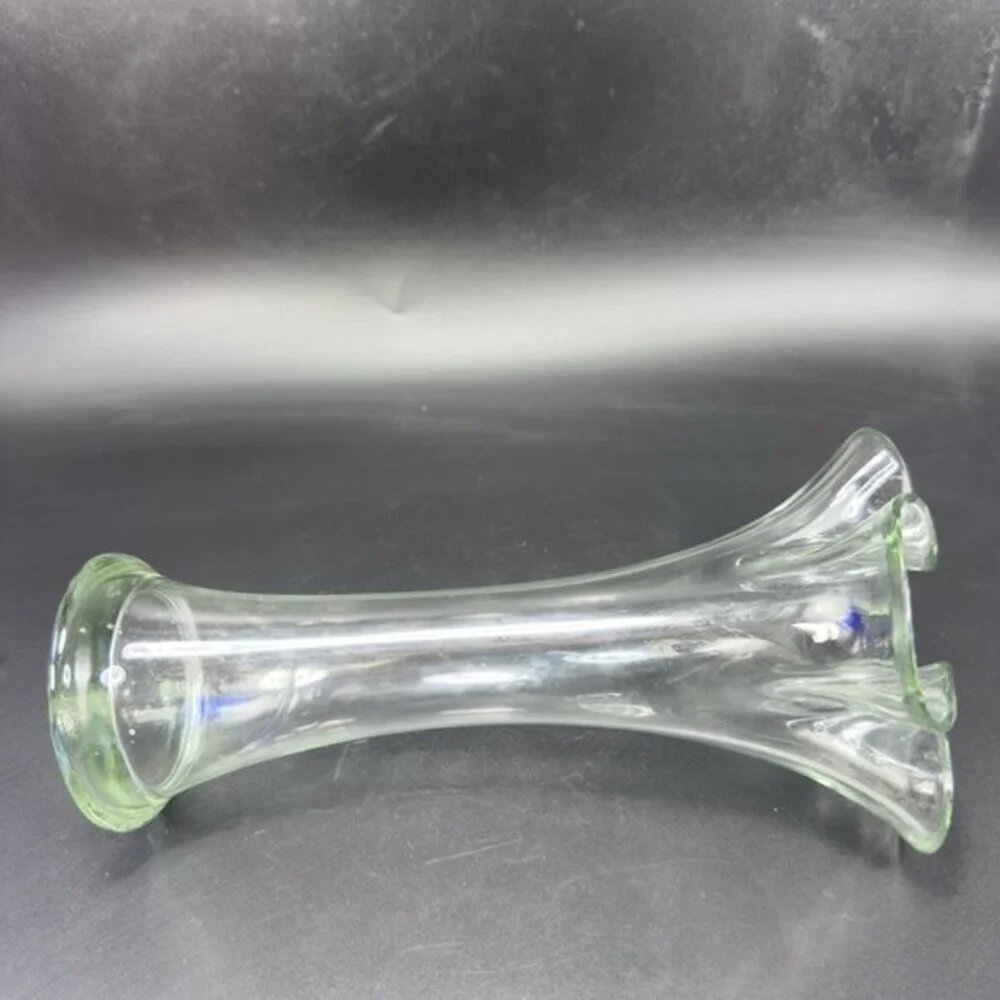 Vintage 1980s Clear Art Glass Vase Swung Vase‎ Wavy Edges Glass Bud Vase Decor